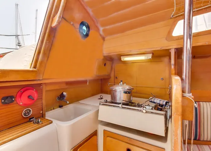 Botel Velero Golf Del Sur San Miguel de Abona